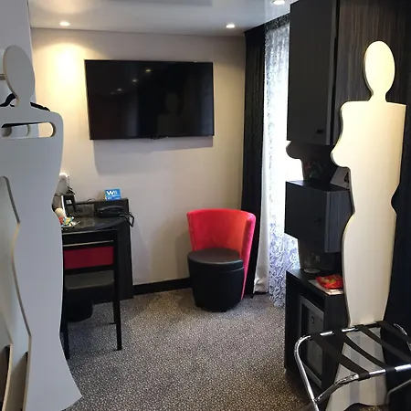 Du Vieux Saule Hotel Parigi