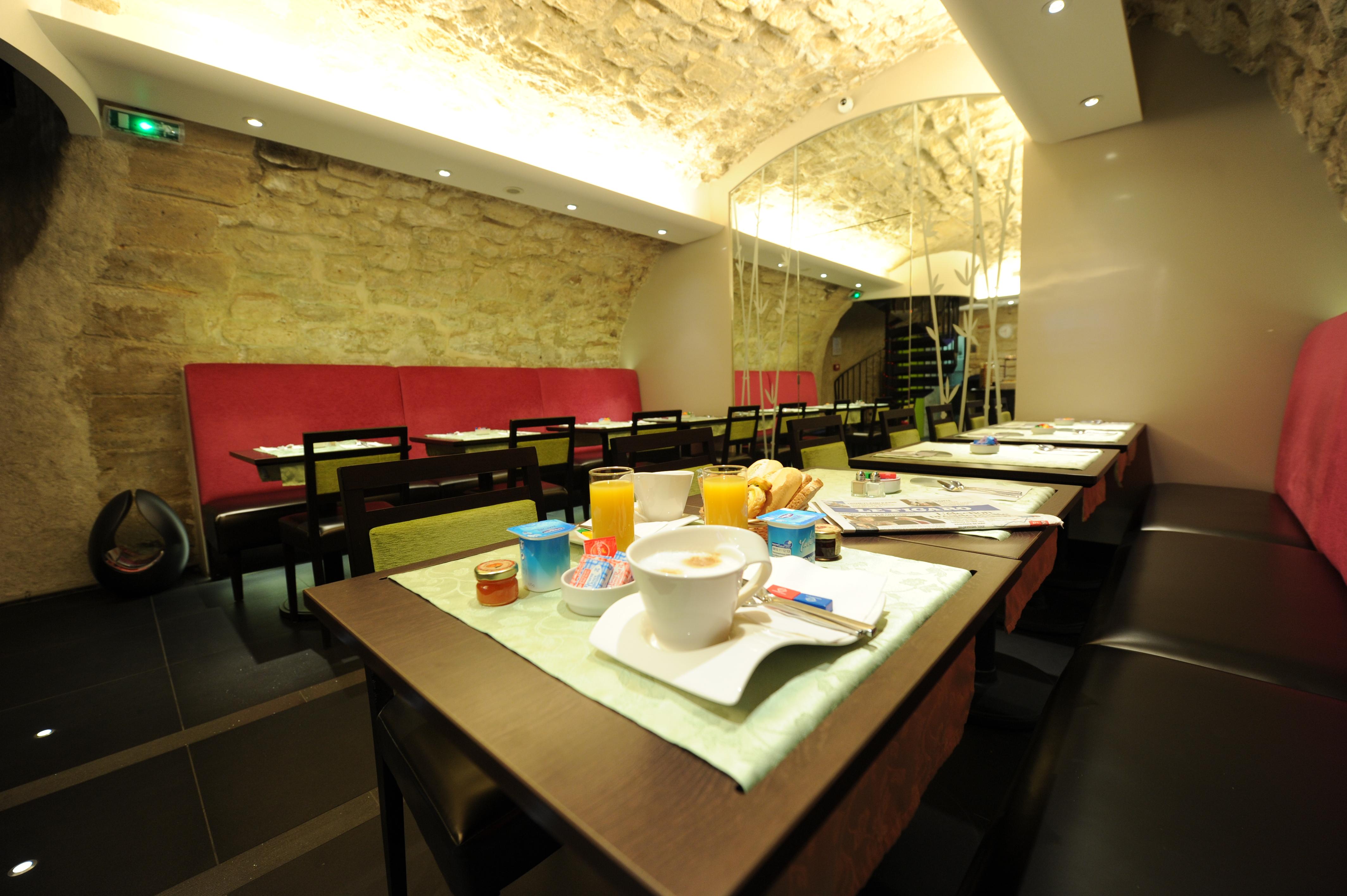 Du Vieux Saule Hotel Paris