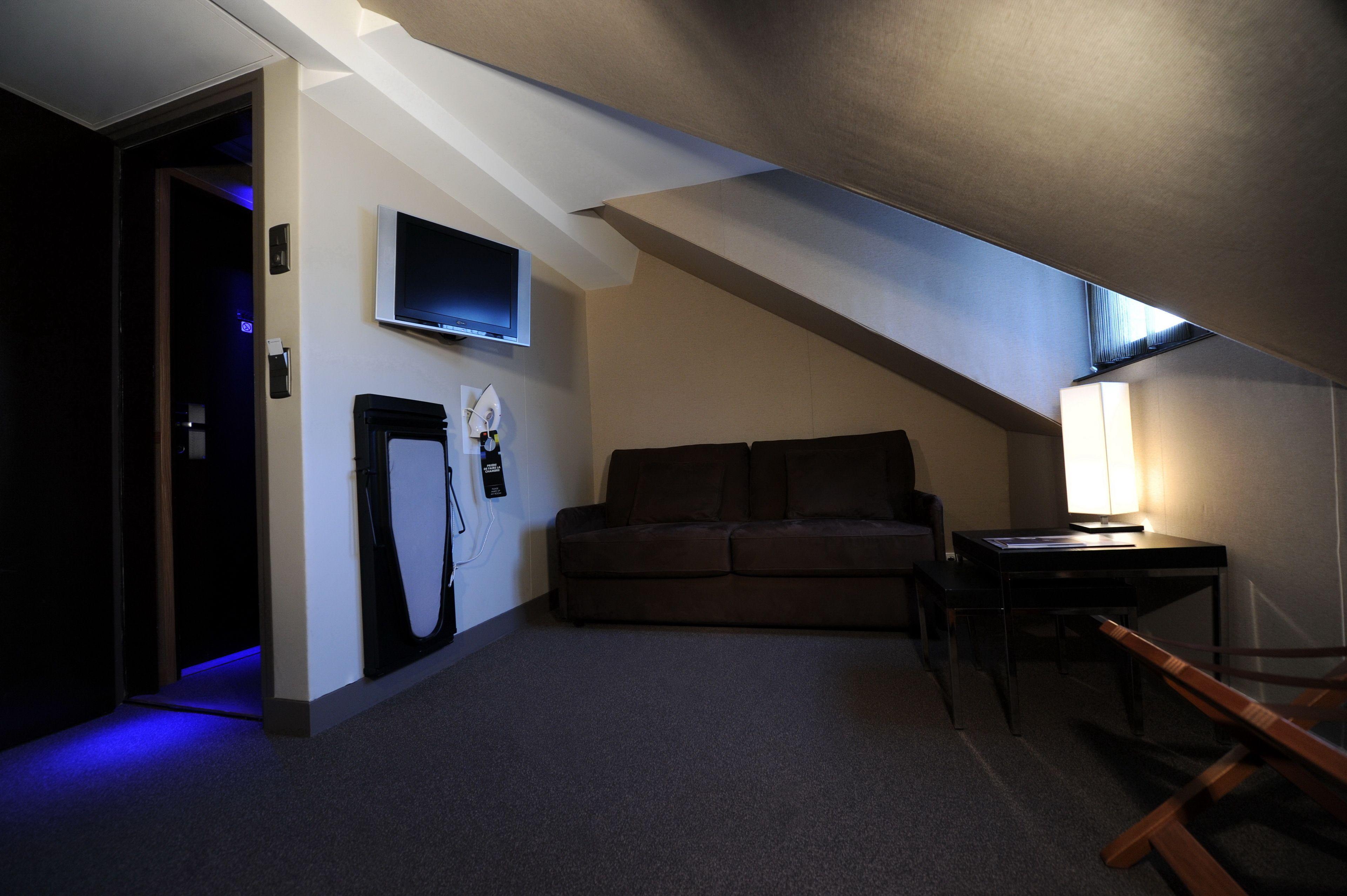 Du Vieux Saule Hotel Parigi