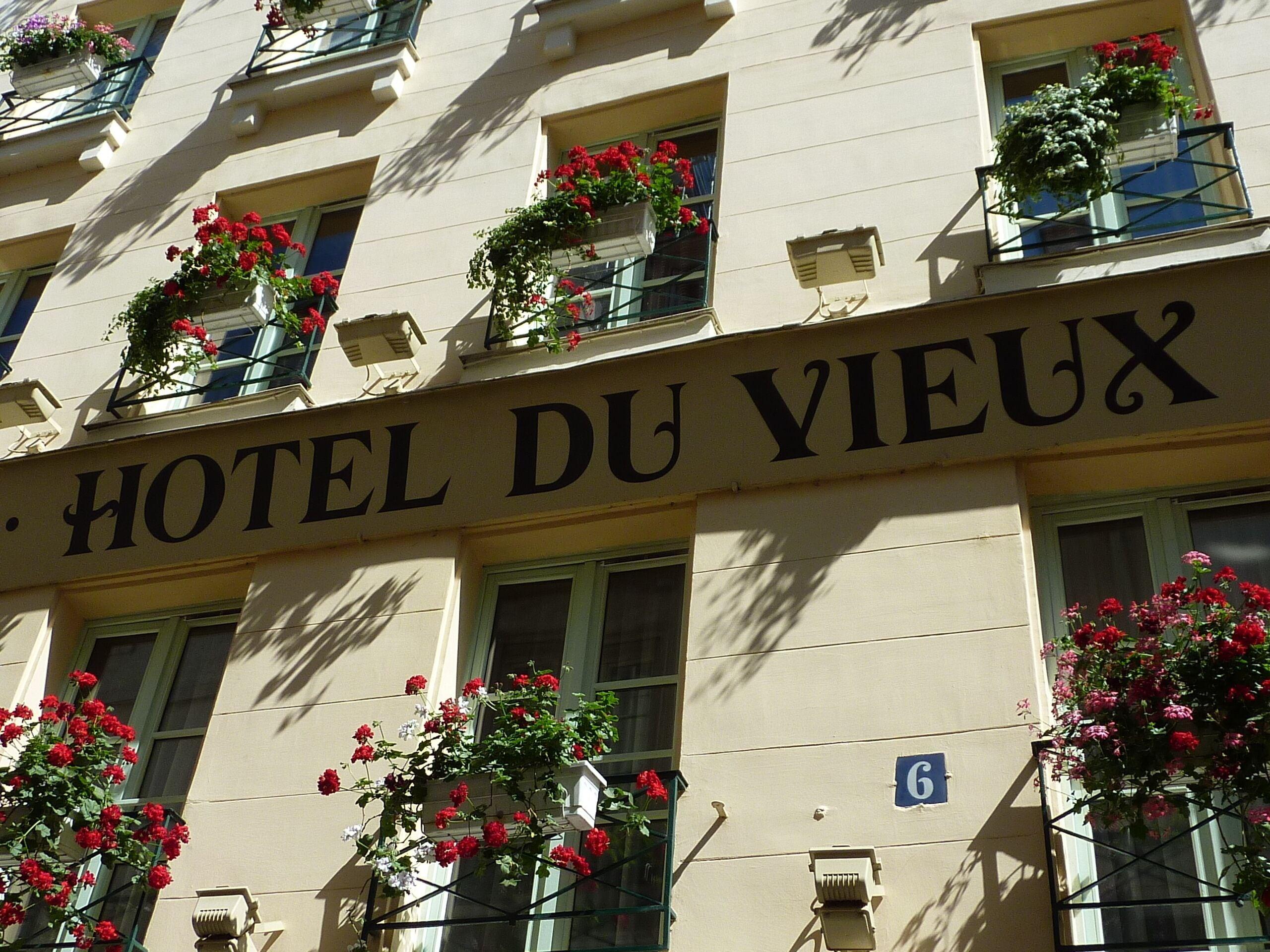 Du Vieux Saule 3* Paris